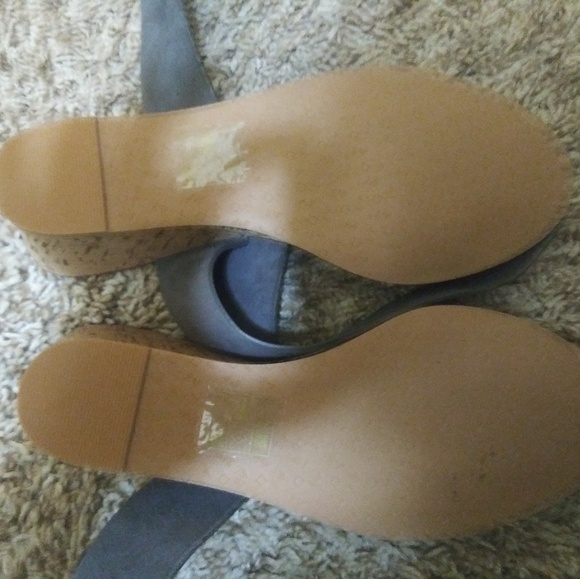 Wedge sandals - Picture 3 of 3